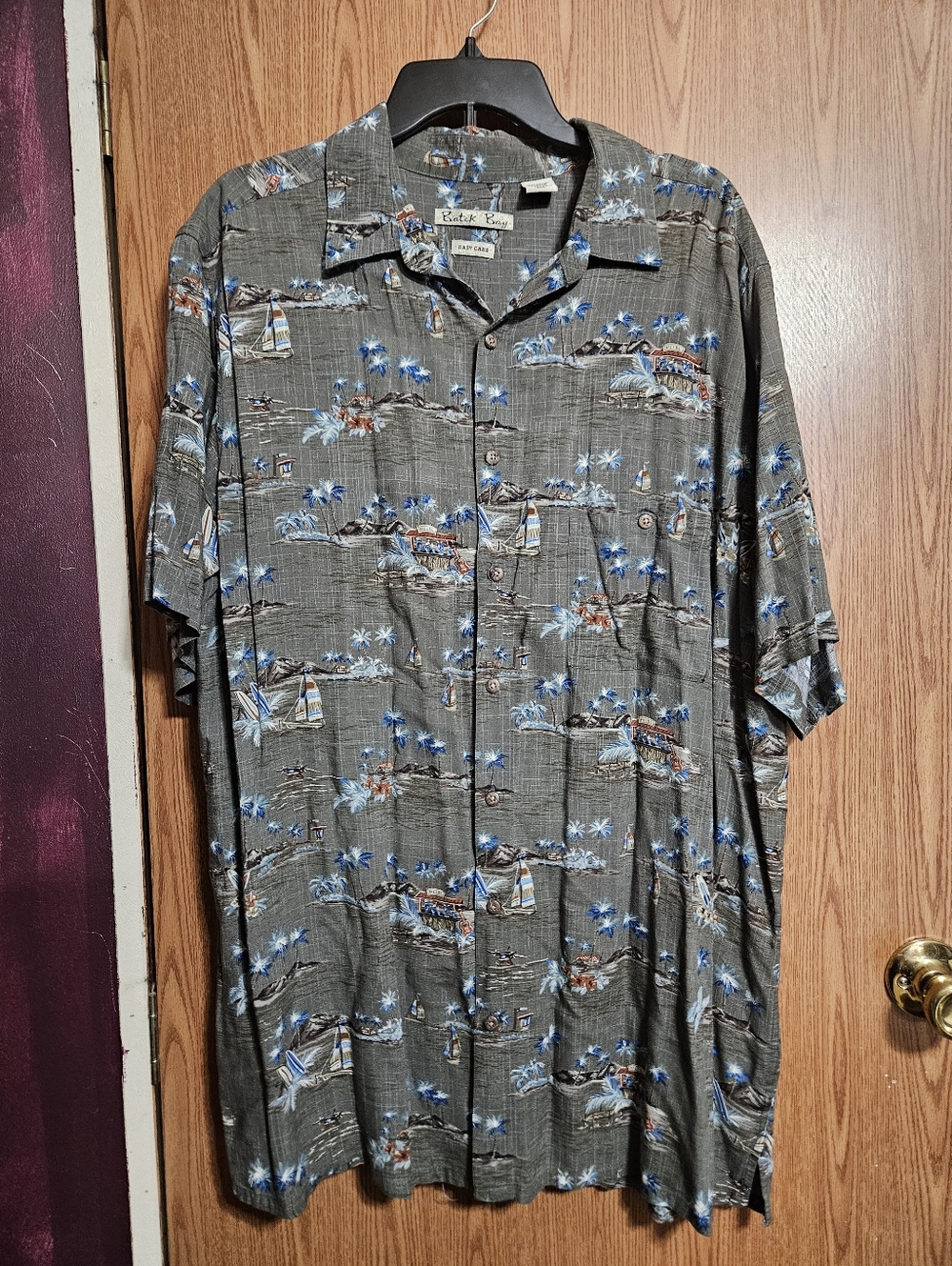 Batik Bay Hawaiian Shirt Mens XLT Olive Green Island Print Rayon Camp Button Up!